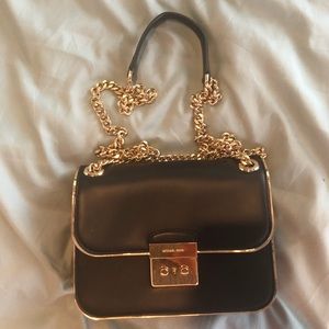 Michael Kors Crossbody